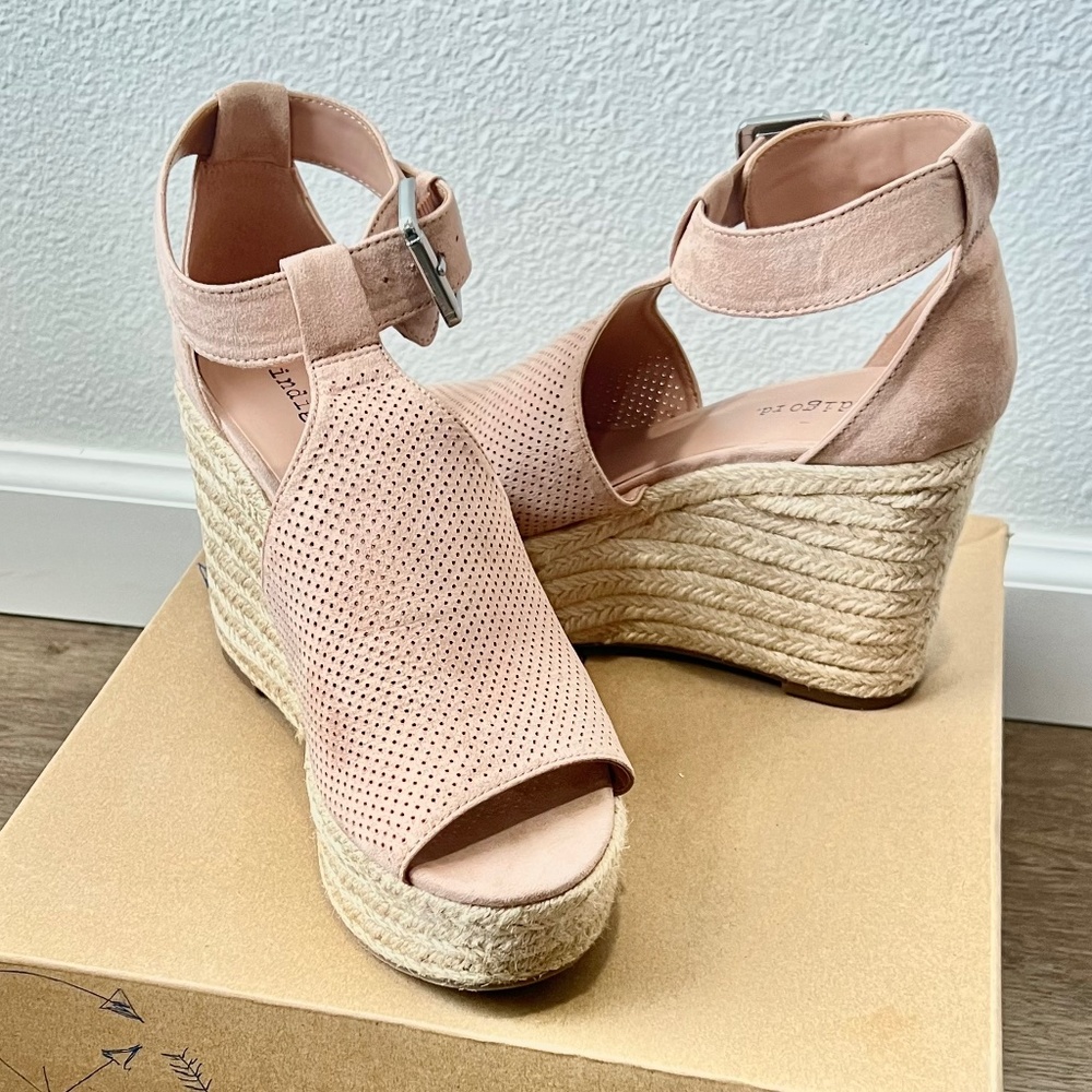 Indigo Irashira Pink Blush Platform Wedges
